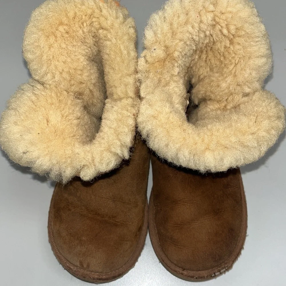 UGG Australia children’s boots size 10